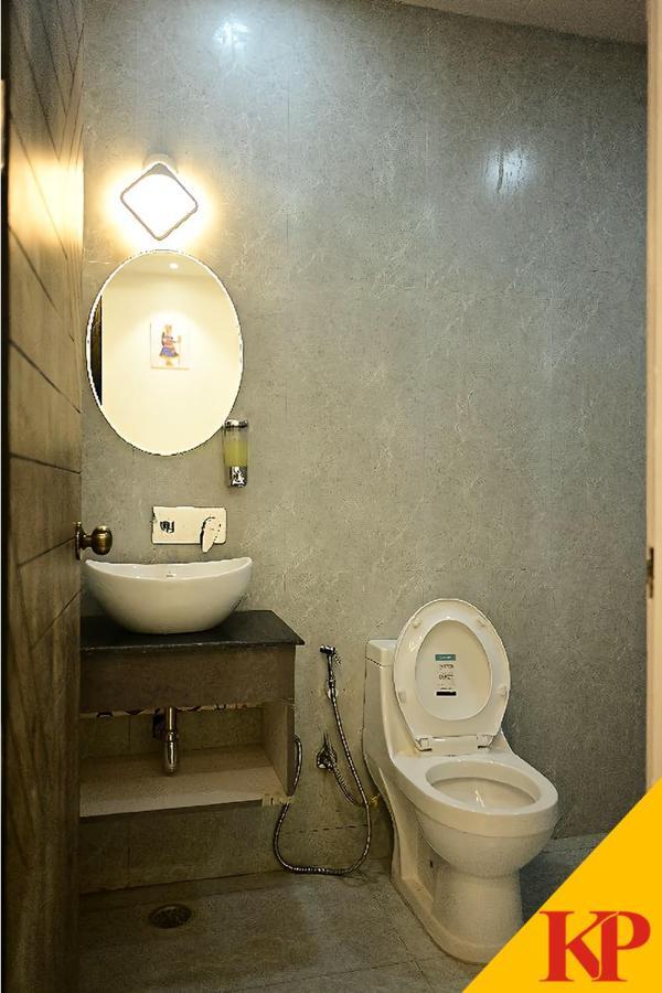 Hotel Kapson Palace Bareli Zewnętrze zdjęcie